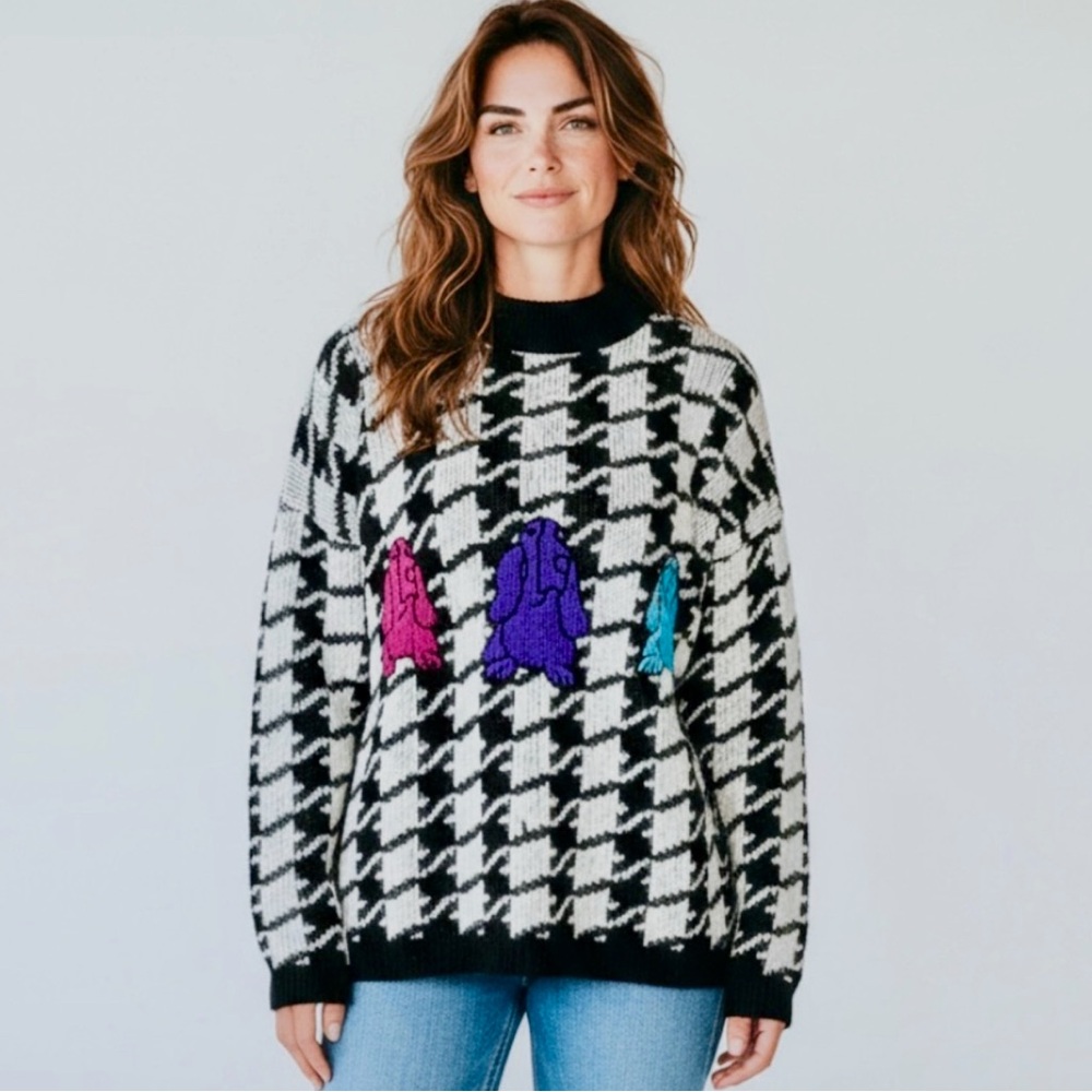 Currants by Jeri-Jo Black and White Houndstooth Sweater Basset hounds dogs